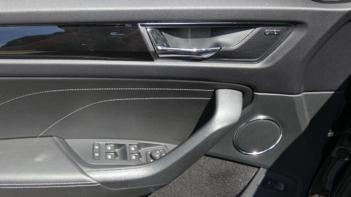 Škoda Kodiaq 2,0 TSI 140 kW L&K 4x4 DSG na operativní leasing