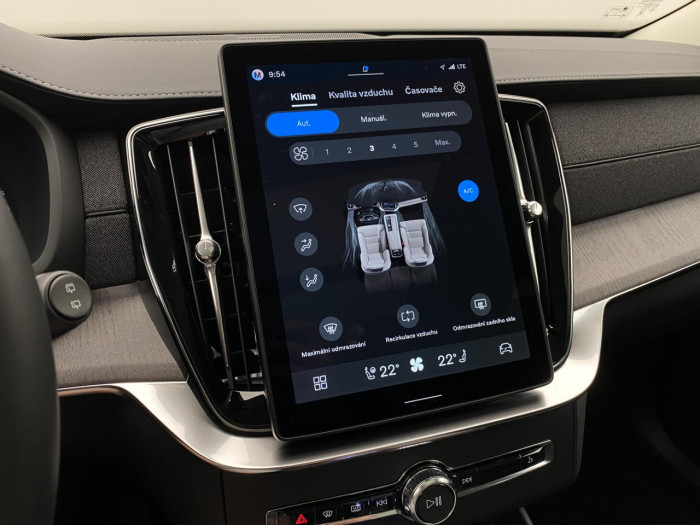Volvo XC90 B5 AWD AUT DARK PLUS 7míst na operativní leasing