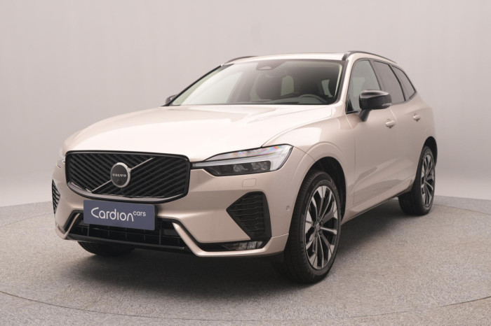 Volvo XC60 B5 AWD AUT DARK ULTRA na operativní leasing