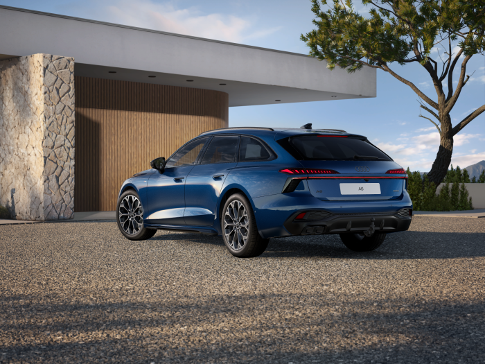 Audi A6 Avant TDI quattro 220kW na operativní leasing