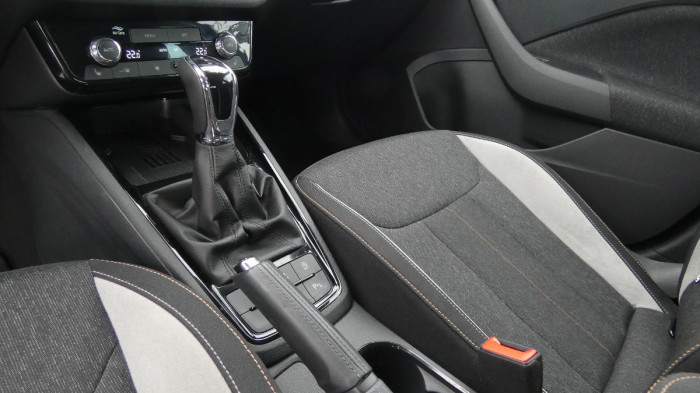 Škoda Kamiq 1.0 TSI 85kW First Edition DSG na operativní leasing