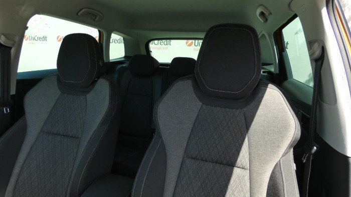 Škoda Karoq 1,5 TSI DSG Style na operativní leasing
