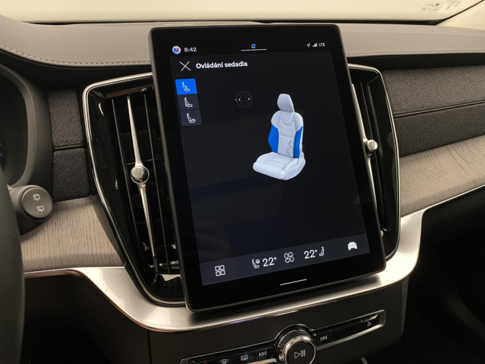 Volvo XC90 B5 AWD AUT BRIGHT ULTRA 7míst na operativní leasing