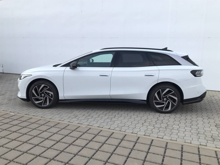 Volkswagen ID.7 Tourer Pro S People / 210kW na operativní leasing