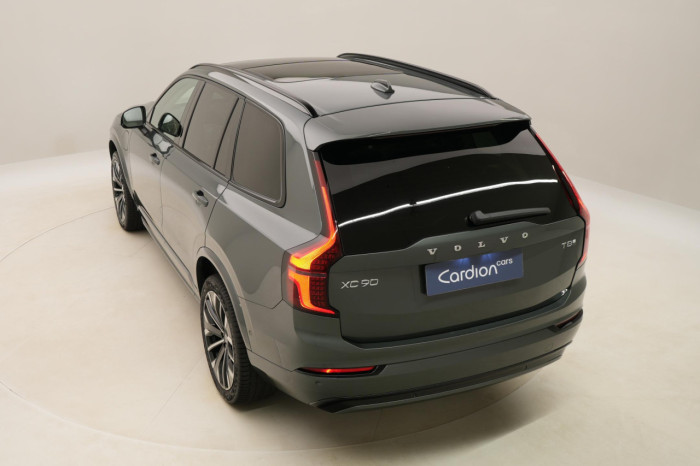 Volvo XC90 T8 AWD Plug-in DARK ULTRA na operativní leasing