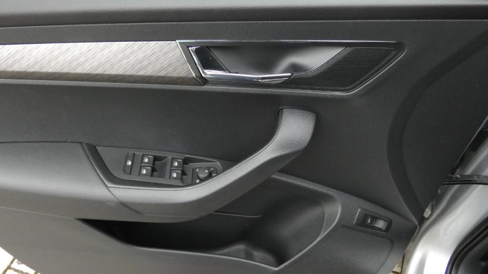 Škoda Karoq 1,5 TSI DSG Style na operativní leasing