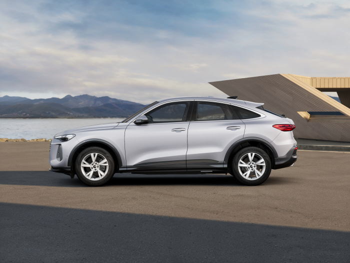 Audi Q5 Sportback TFSI quattro 150 kW na operativní leasing