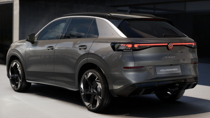 Volkswagen T-Roc R-Line 1,5 eTSI 110 kW 7DSG na operativní leasing