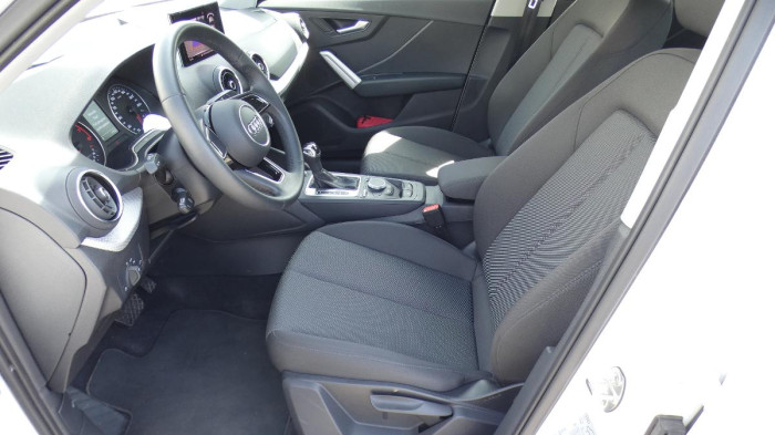 Audi Q2 1,5 TFSI S-line S-tronic na operativní leasing