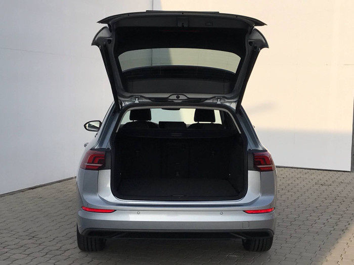 Volkswagen Golf Variant People 6G 1,5TSI / 110kW na operativní leasing