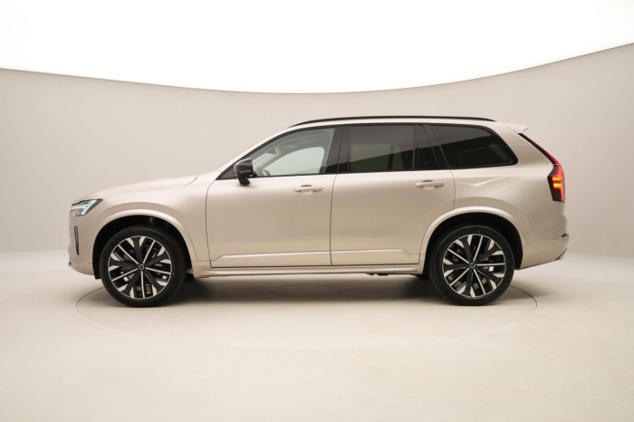 Volvo XC90 B5 AWD AUT DARK PLUS 7míst na operativní leasing