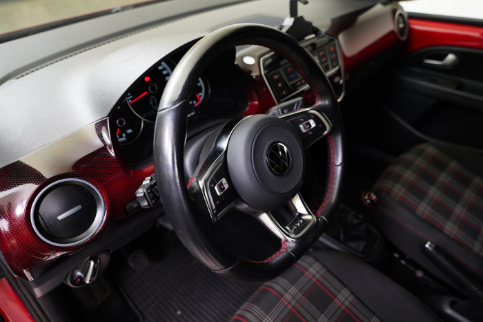 Volkswagen up! 1.0 TSI 85 kW GTI na operativní leasing