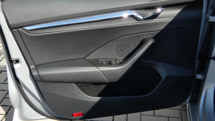 Škoda Octavia Combi 2,0 TDI Style DSG 110 kW na operativní leasing