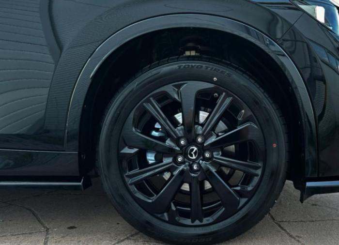 MAZDA CX-60 3.3 D254 HOMURA PLUS – SILA, KTERÁ SE NEPTÁ, JESTLI MŮŽE na operativní leasing