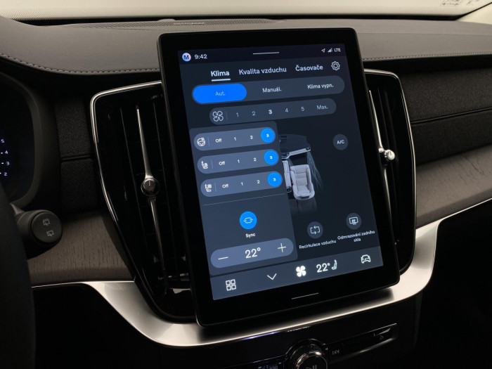 Volvo XC90 B5 AWD AUT BRIGHT PLUS na operativní leasing