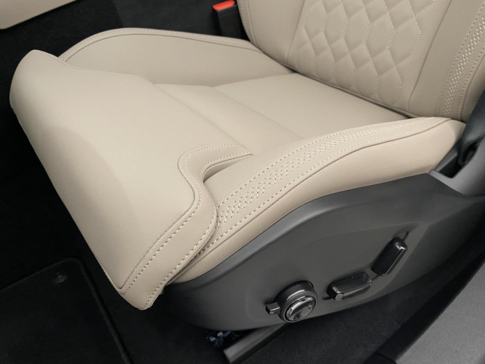 Volvo XC90 B5 AWD AUT BRIGHT PLUS 7míst na operativní leasing