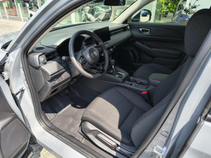 Honda HR-V e:HEV 1.5 i-MMD Elegance 2027 na operativní leasing