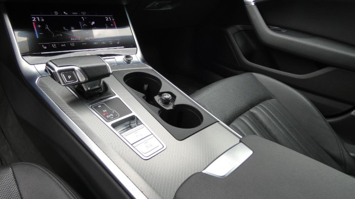 Audi A6 3.0 55 TFSI quattro na operativní leasing
