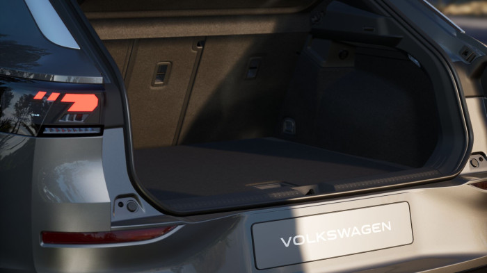Volkswagen T-Roc R-Line 1,5 eTSI 110 kW 7DSG na operativní leasing