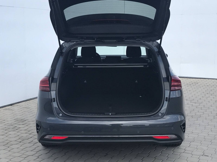 KIA Ceed SW CD TOP 7DCT 1,5 T-GDi / 103kW na operativní leasing