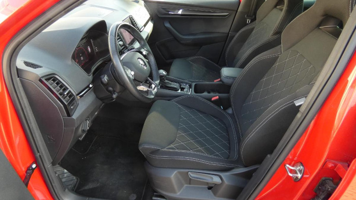 Škoda Karoq 1,5 TSI Sportline DSG na operativní leasing