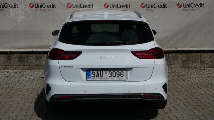 Kia Ceed 1.6 CRDi Exclusive SW na operativní leasing