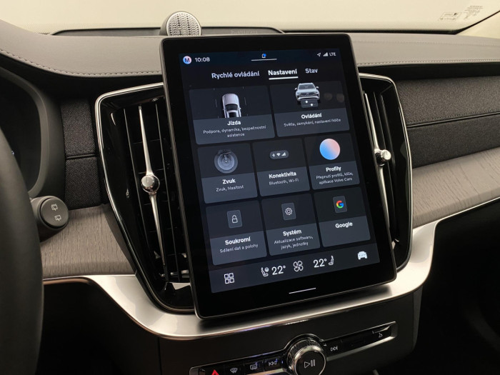 Volvo XC90 T8 AWD Plug-in BRIGHT ULTRA na operativní leasing