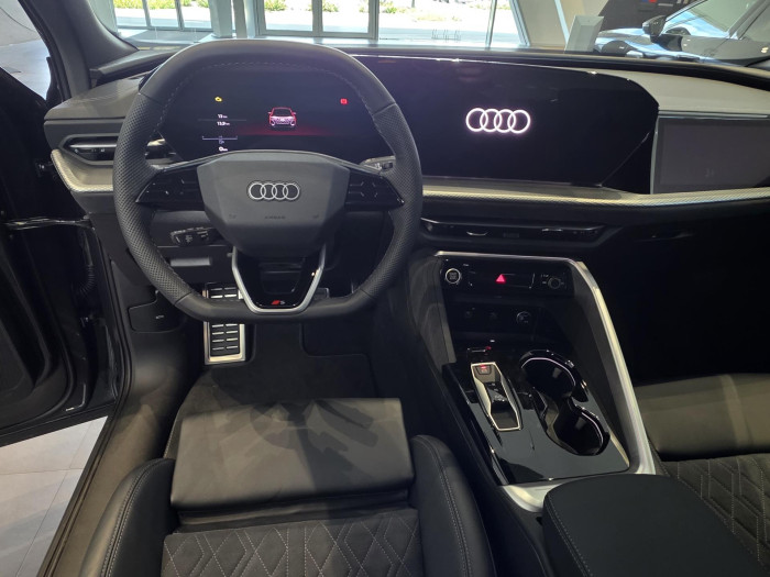 Audi Q5 TDI quattro Stronic na operativní leasing