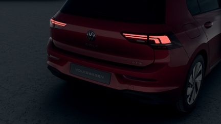 Volkswagen Golf People 1,5 eTSI 110  kW 7DSG mHEV na operativní leasing