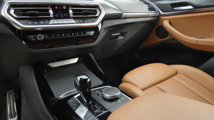 BMW X3 20d xDrive na operativní leasing