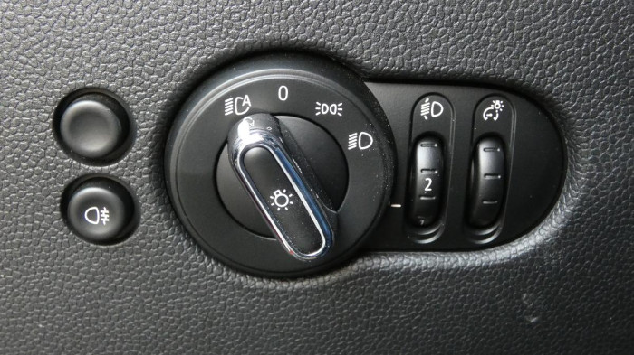 Mini Cooper S 2.0T aut. na operativní leasing