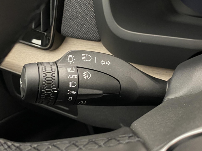 Volvo XC90 T8 AWD Plug-in BRIGHT PLUS 7m na operativní leasing