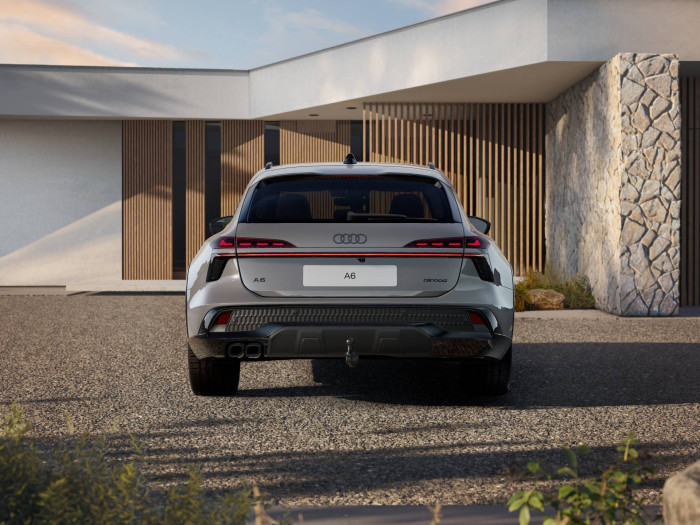 Audi A6 allroad quattro 7STT 3,0TDI / 220kW na operativní leasing