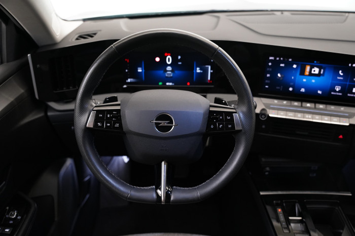 Opel Astra 1.2 Turbo 96 kW Elegance na operativní leasing