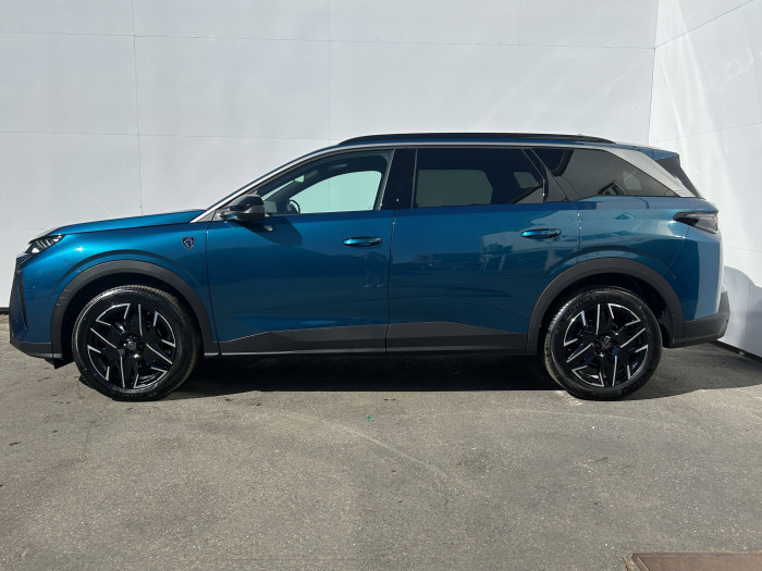 Peugeot 5008 GT e-DCS6 Hybrid / 107kW na operativní leasing
