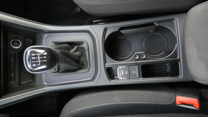 Volkswagen Touran 1.5 TSI Comfortline na operativní leasing