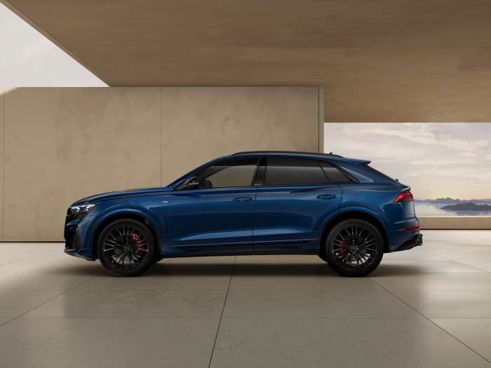 Audi Q8 SUV TDI quattro 210 kW na operativní leasing