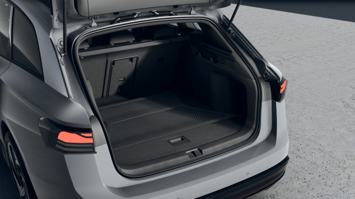 Volkswagen ID.7 Tourer Pure People 150 kW, 59 kWh na operativní leasing