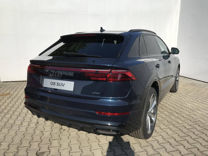 Audi Q8 SUV 50 Quattro 8TT 3,0TDI / 210kW na operativní leasing