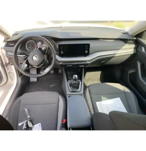 Škoda Oct.Combi 1.5TSI 110 Ambition na operativní leasing