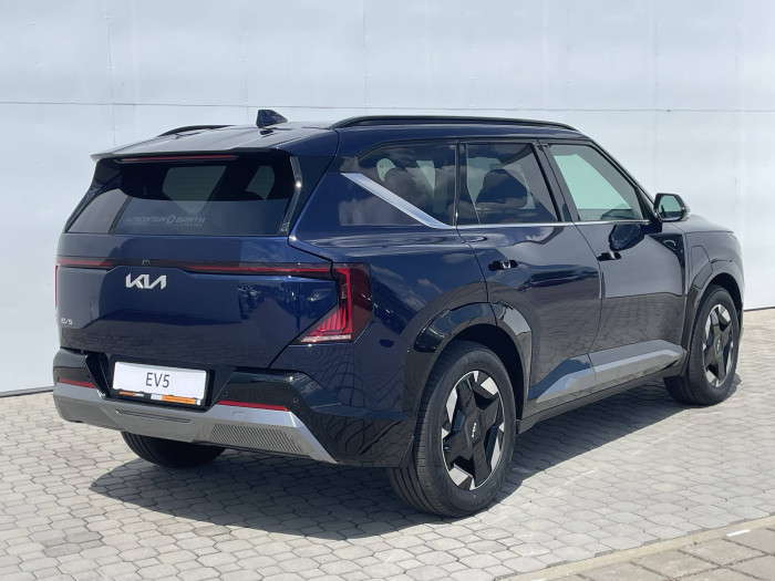 KIA EV5 L.E. 81,4 kWh / 160kW na operativní leasing