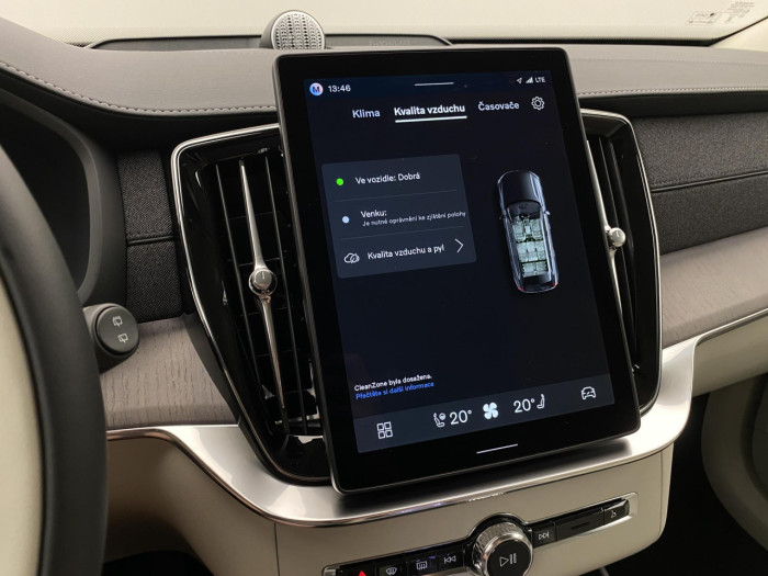 Volvo XC90 T8 AWD Plug-in BRIGHT PLUS 7m na operativní leasing