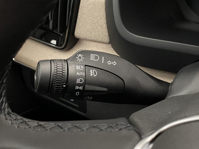 Volvo XC90 T8 AWD RECHARGE BRIGHT PLUS 7m na operativní leasing