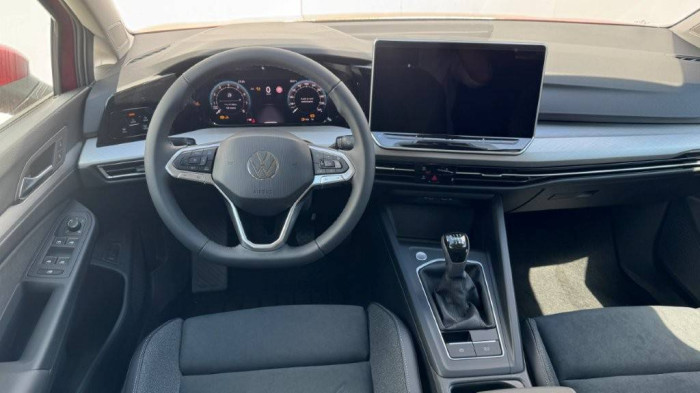 Volkswagen Golf Variant People 6G 1,5TSI / 85kW na operativní leasing