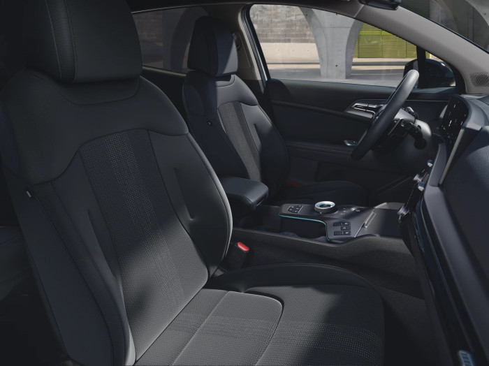 KIA Sportage 1.6 T-GDI 4x2 HEV 6AT EXCLUSIVE automat na operativní leasing