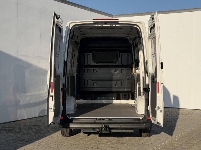 Volkswagen Crafter skříň SR 6G 2,0TDi / 103kW na operativní leasing