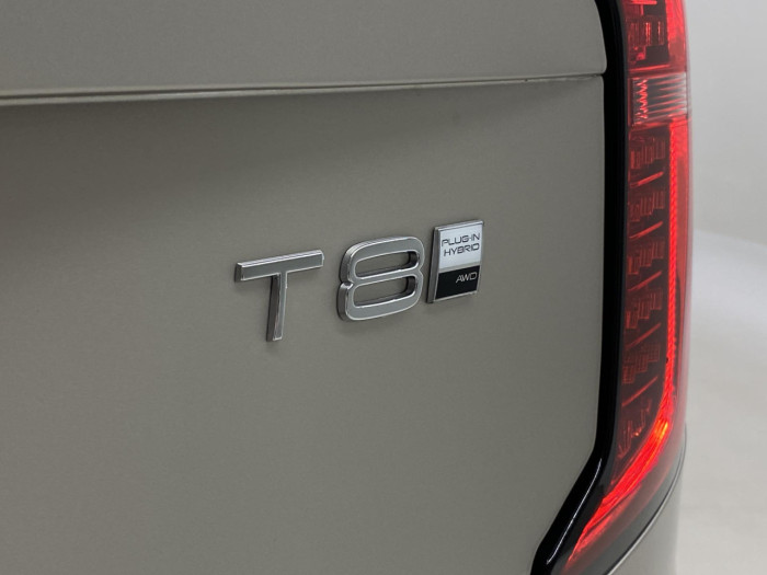 Volvo XC90 T8 AWD Plug-in BRIGHT ULTRA na operativní leasing