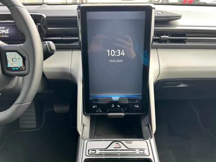 52 kWh dojezd (125 kW/170 k) na operativní leasing