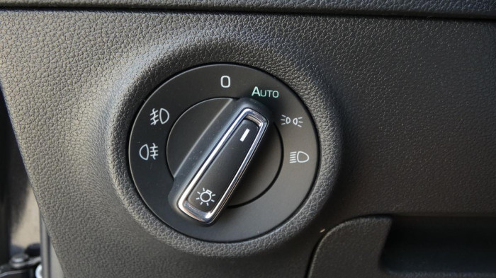 Škoda Karoq 2.0 TDI Style na operativní leasing