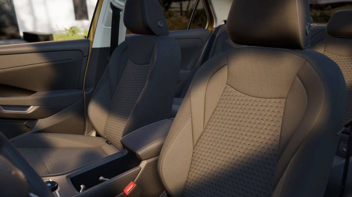 Volkswagen T-Roc People 7DSG 1,5eTSI / 110kW na operativní leasing